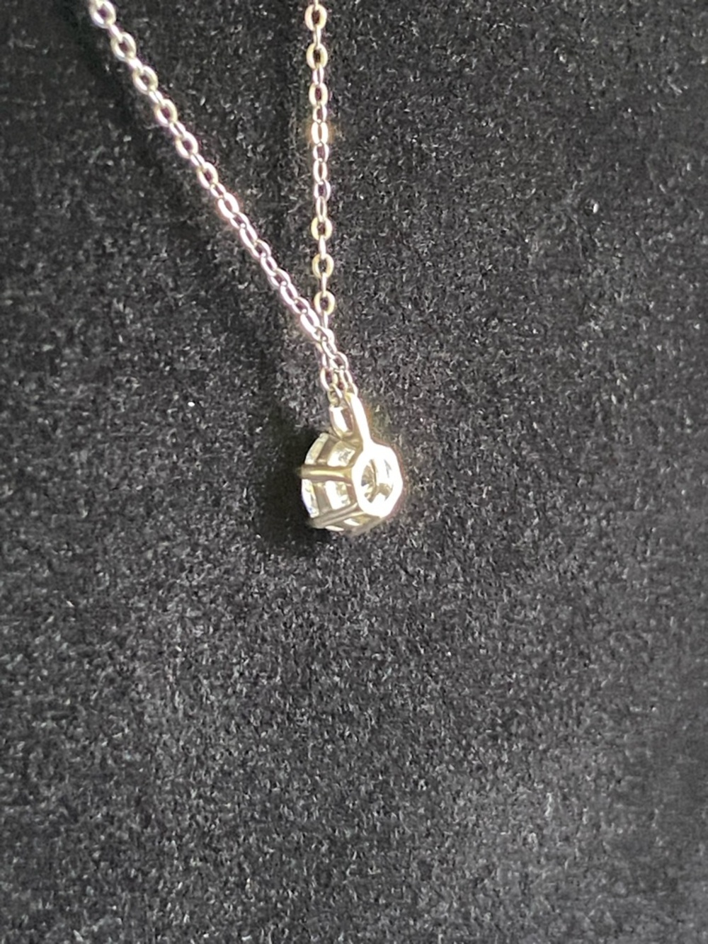 Classic 1 Carat Solitaire Moissanite Pendant Necklace in Silver - Picture 3 of 6